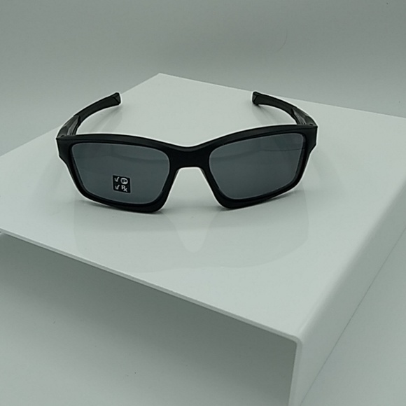🔥Oakley Chain link Sunglasses - Picture 1 of 4